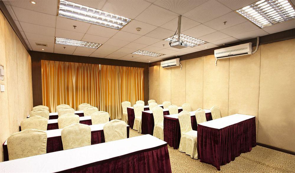 Warm Yes Business Hotel Guangzhou Exterior photo