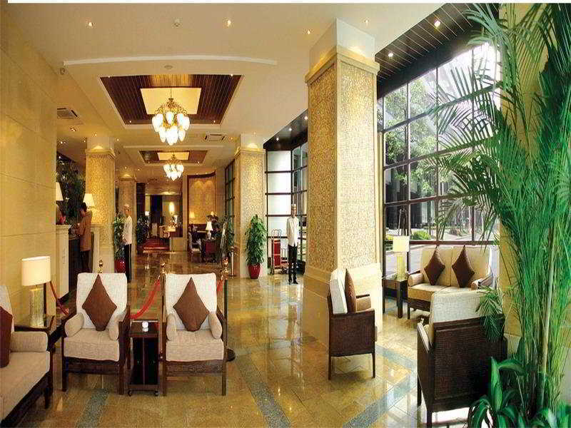 Warm Yes Business Hotel Guangzhou Exterior photo